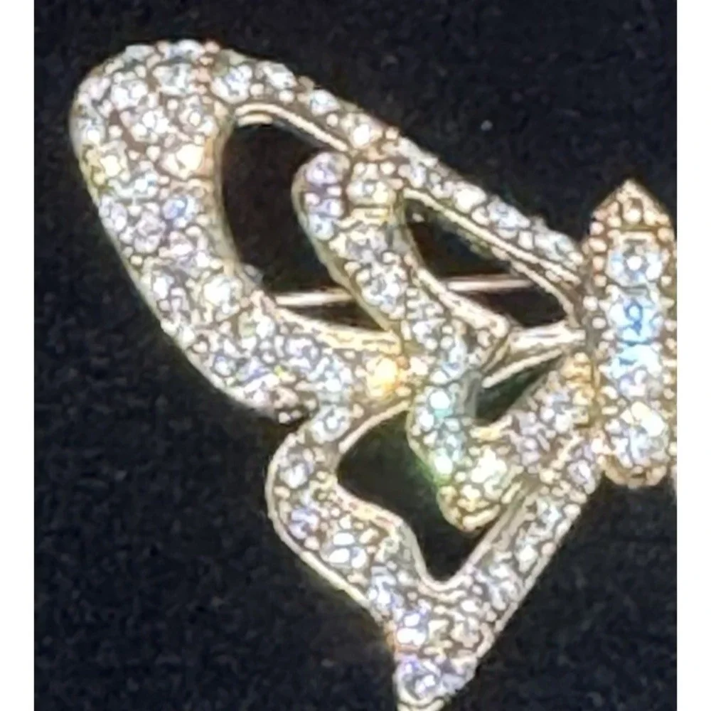 Vintage Rhinestone Butterfly Brooch‎ Gold Tone Openwork Sparkling Pin